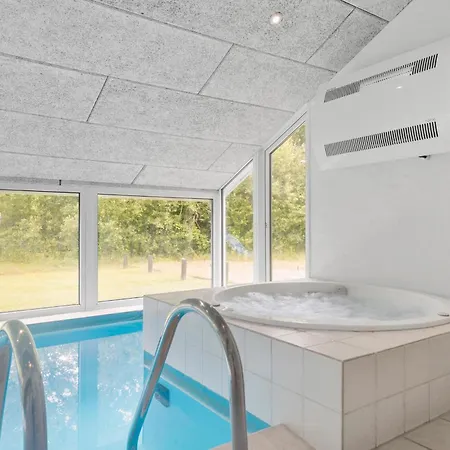 Σπίτι διακοπών Stunning In With Sauna *